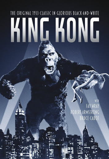 Póster en blanco y negro de King Kong (1933), con la icónica imagen del gigantesco gorila sosteniendo a una mujer sobre un fondo de rascacielos.